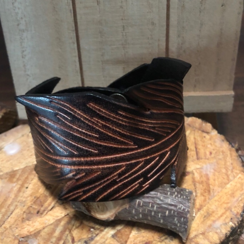 Leaf Leather Cuff.
